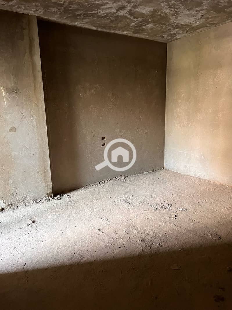 6 WhatsApp Image 2025-12-18 at 11.31. 26_9c312b50. jpg