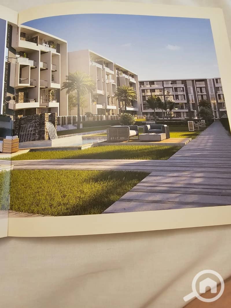 10 WhatsApp Image 2025-08-17 at 21.33. 50_ce5bd487. jpg