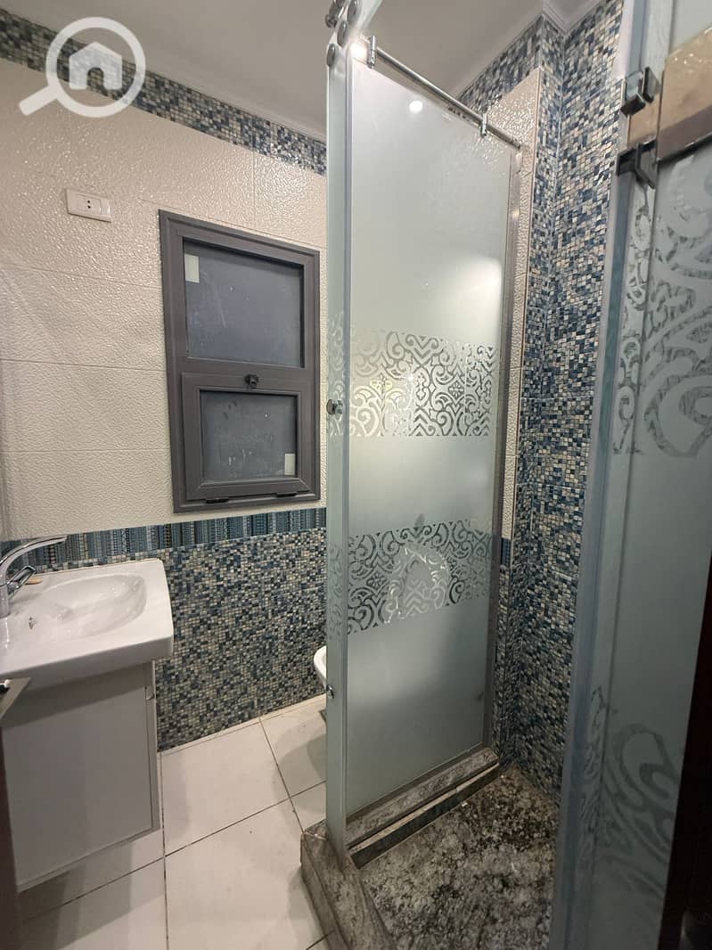 10 IMG-20251222-WA0200. jpg