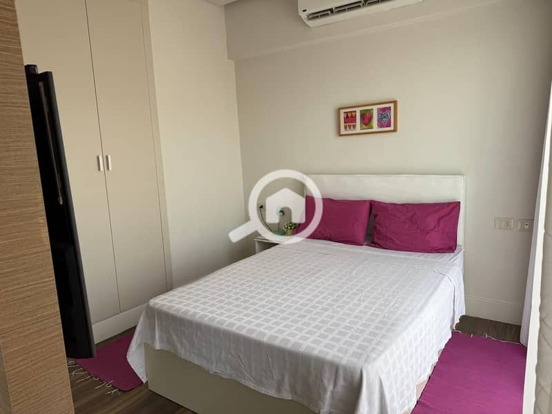 3 6b444afb-728c-43f3-a5b5-f026bf9e227a. jpg