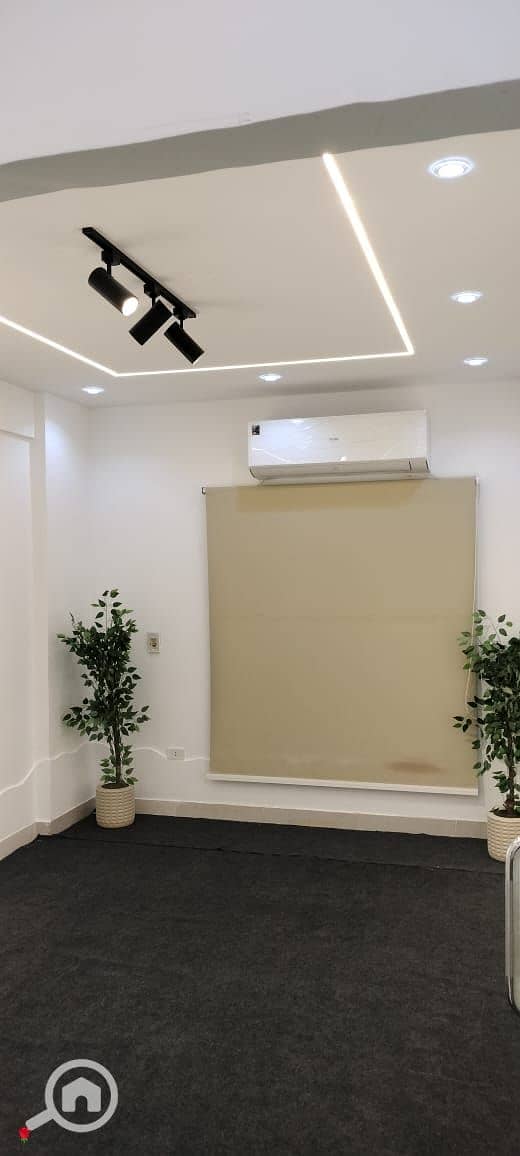 2 5a9649b4-1c2e-41c3-b731-6176173dc9c5. jpg