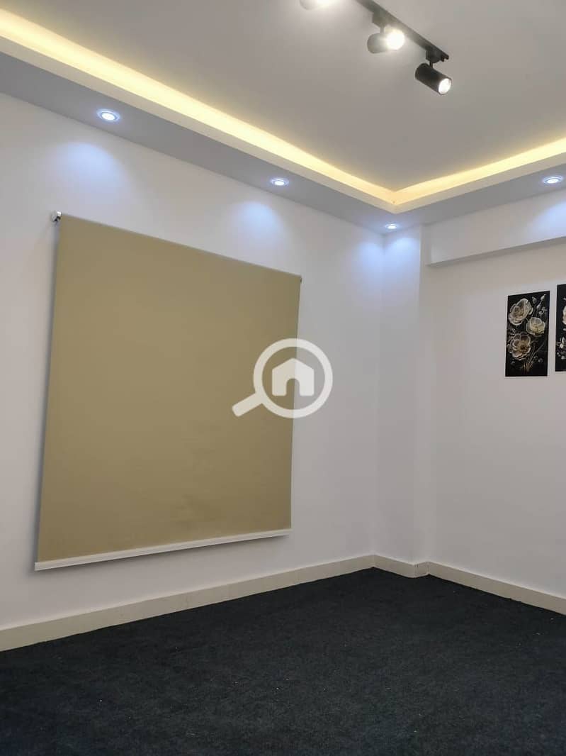 4 5fa7d712-ec7f-44fe-bbcb-fd5ed52cc149. jpg