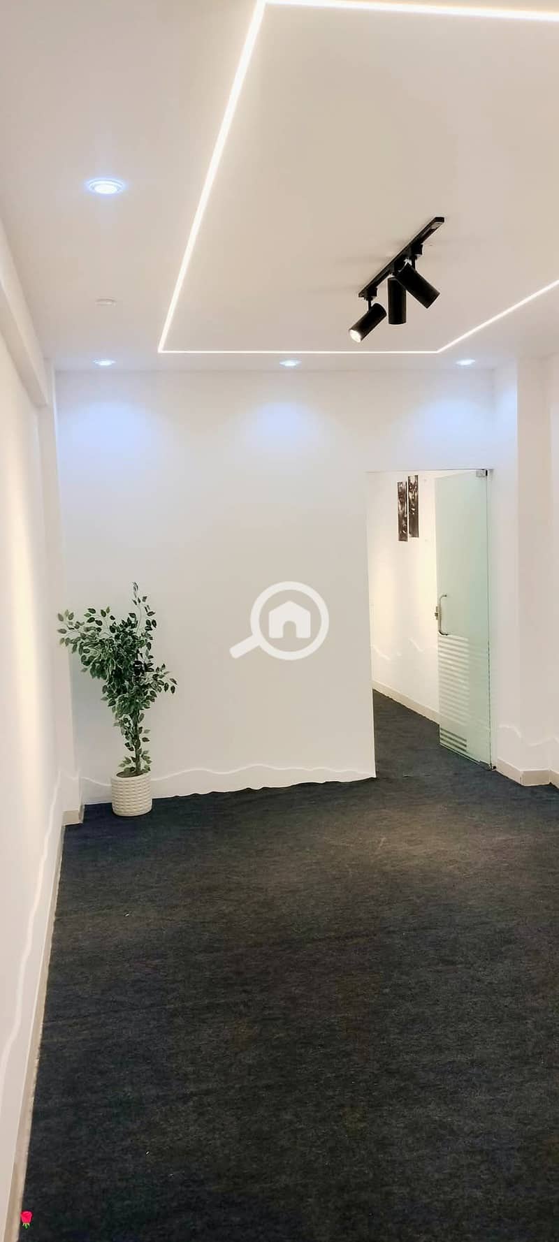 9 a68c2a50-a68d-452d-87e5-96e162b4d294. jpg