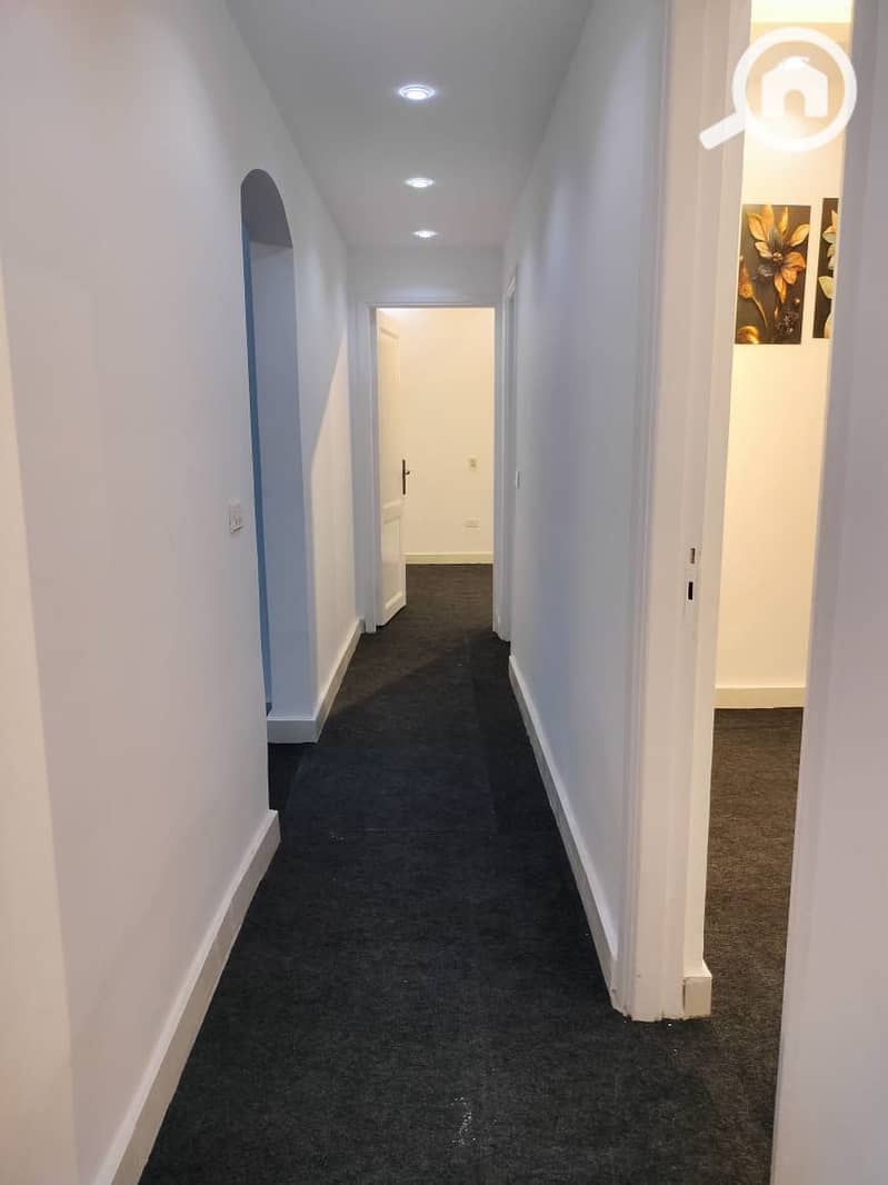 10 b65c1035-8ac1-4663-b726-f111fe837895. jpg