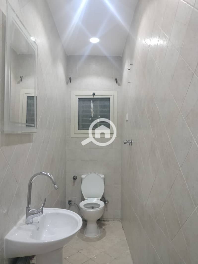 14 e119e3ad-a01d-4859-a5b4-af999a7dd2ad. jpg