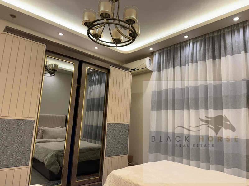 10 6d2e30a2-f76a-4089-a336-9f4705286f94. jpg