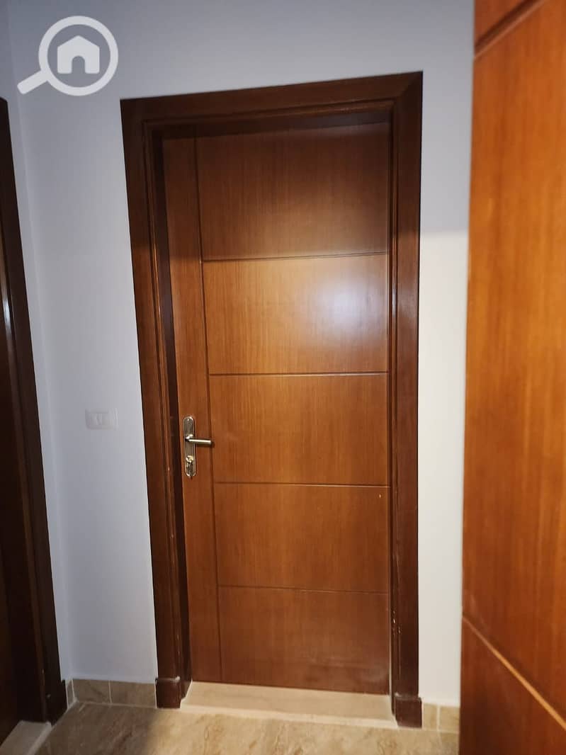 4 42dc8c8f-bb4b-4ef8-bdfd-9496c53c6f62. jpg