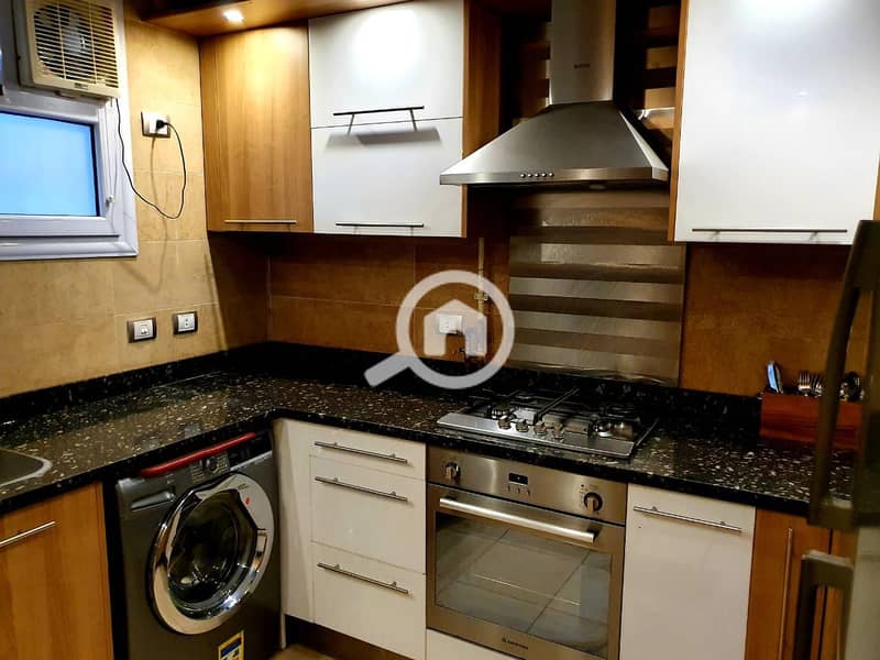 6 748ff53b-4397-478c-9be8-e69688630147. jpg