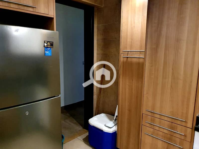 11 844577e3-fe5d-457d-ad5c-3f8723ec45b6. jpg