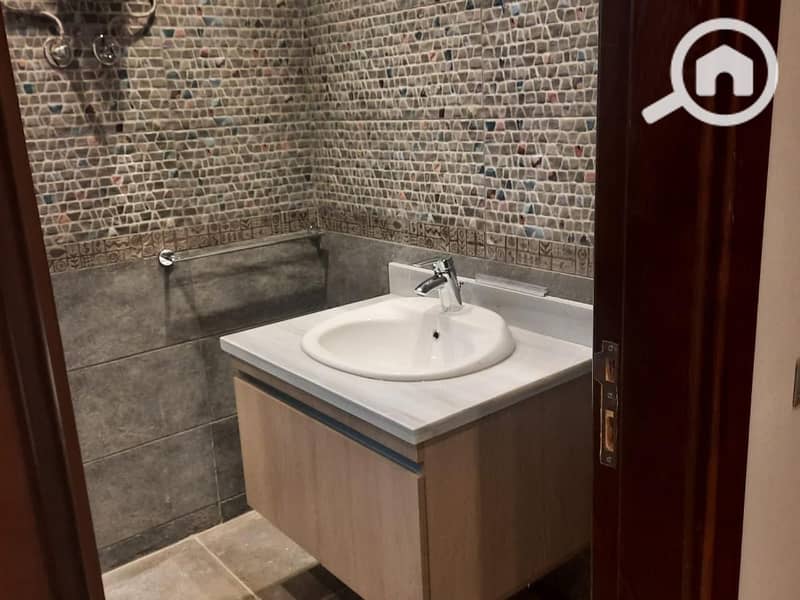 8 IMG-20251225-WA0246. jpg