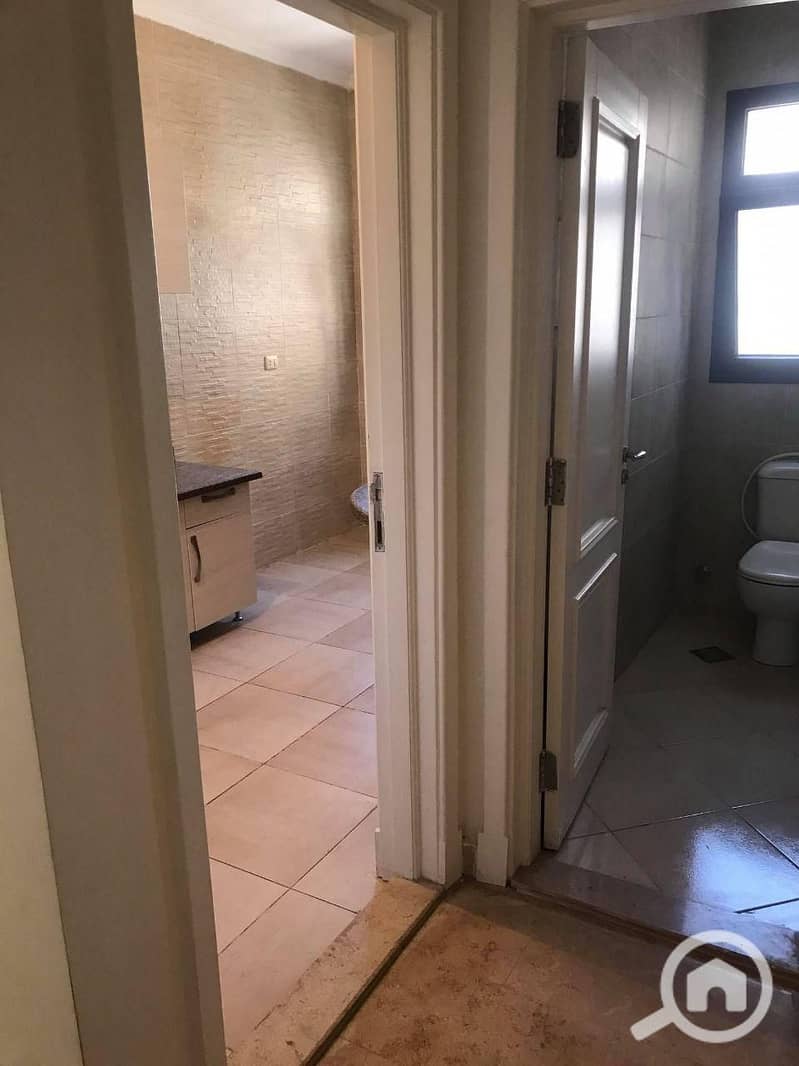 9 c8515c78-09ee-462d-9a54-d68a5c3ee3a4. jpg