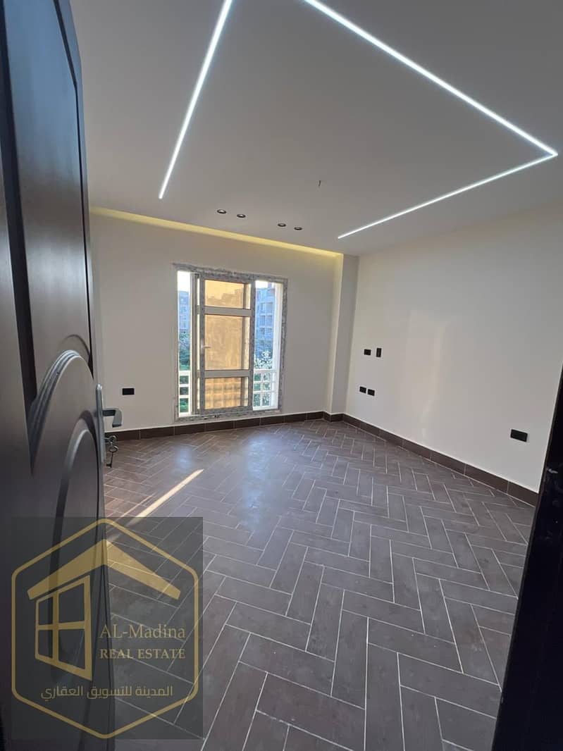 12 WhatsApp Image 2025-12-27 at 10.22. 33 PM. jpeg