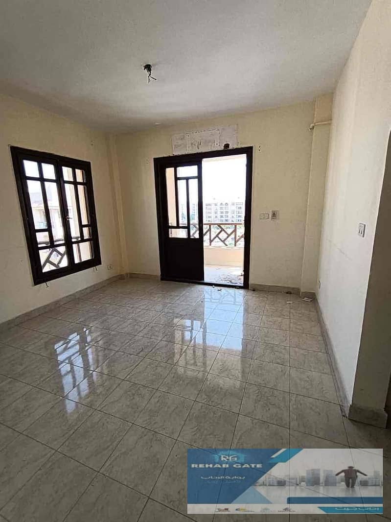 2 d2c89596-3511-426c-bae0-9f4ee2d0b3af. jpg