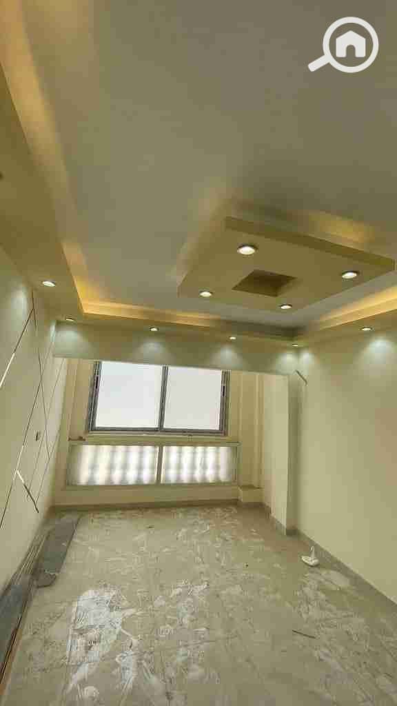 1000226712. jpg 1000226712. jpg