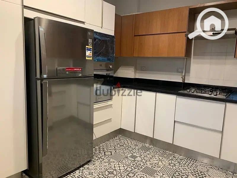 8 63bd488c-ec03-48b0-b52e-3abf831c38c9. jpg