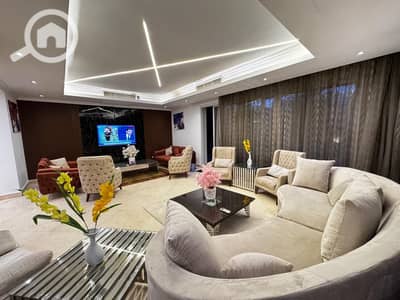 تاون هاوس 4 غرف نوم للايجار في الشيخ زايد، الجيزة - 509cfe2b-b90b-4c05-85dc-f9f0321ecdce. jpg