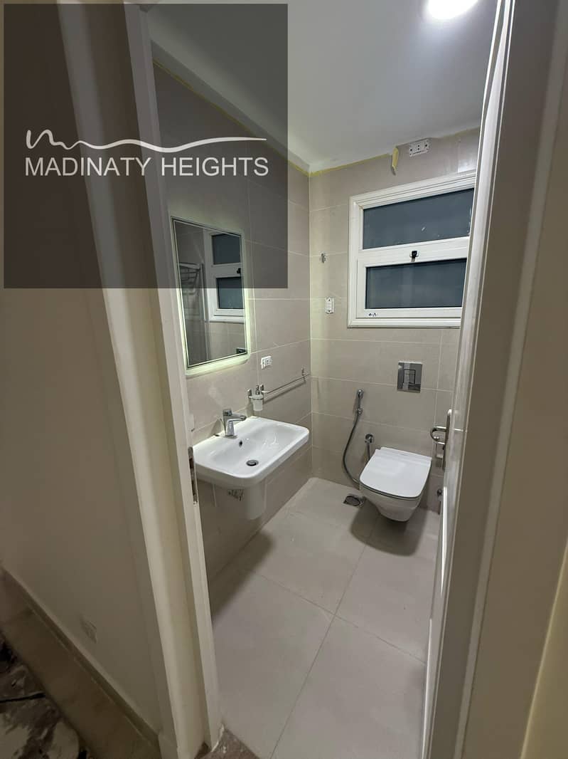 5 WhatsApp Image 2025-12-27 at 2.06. 41 PM132 434. jpeg