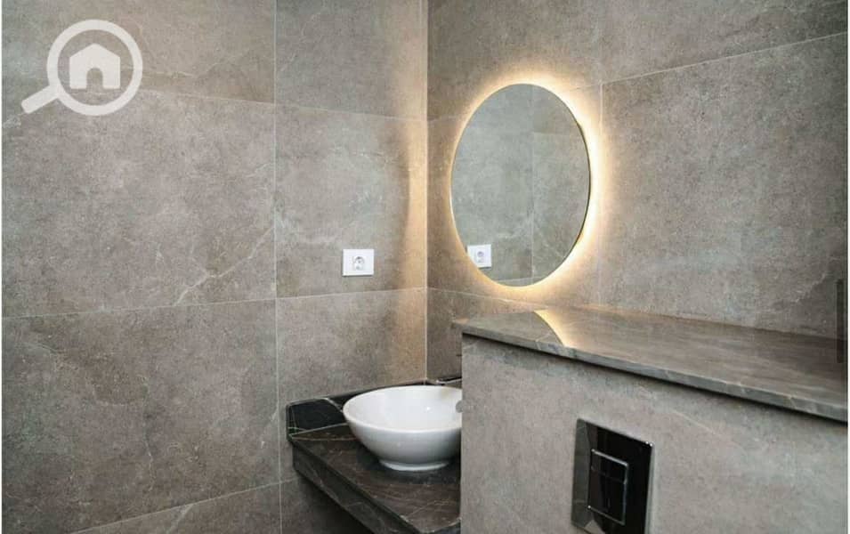 3 16747e95-61d4-4b8b-814d-3faec93d7cf5. jpg