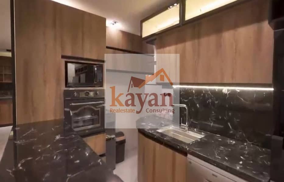 4 6dc577fa-529c-42b4-bfd6-46b580e42393. jpg