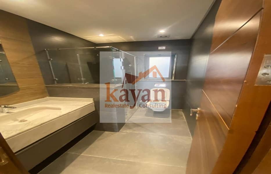 9 865a7102-eae6-4d89-898c-b6b5929a4a2a. jpg