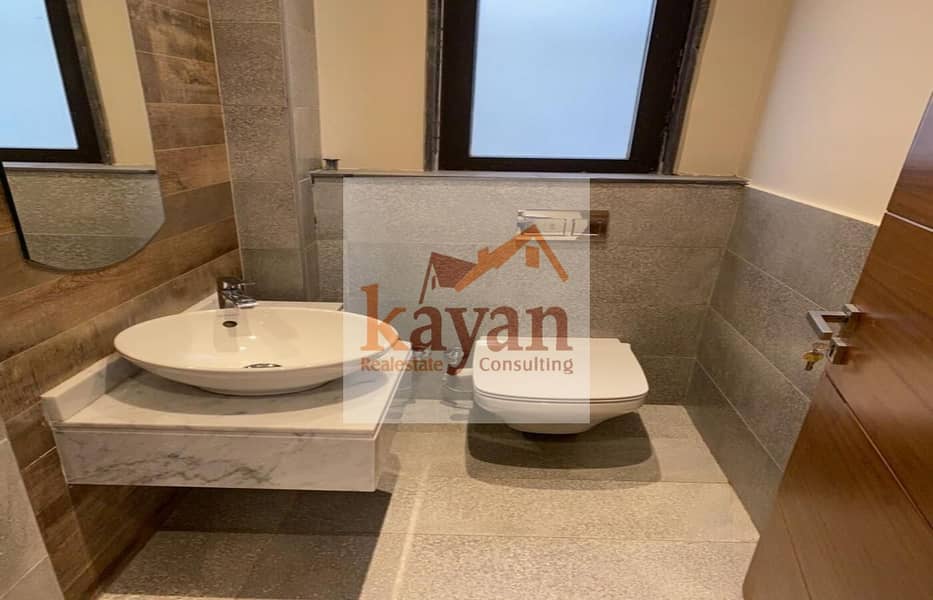 10 24223afc-9ad5-4e5c-a3b3-2c4f60c754fd. jpg