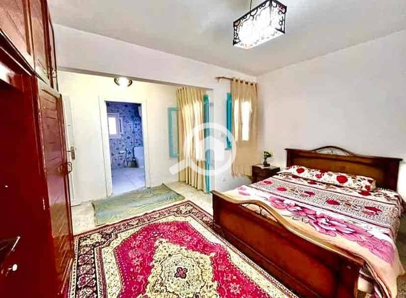 26 9932f8bd-6652-421f-8dfb-cef6a656d564. jpg