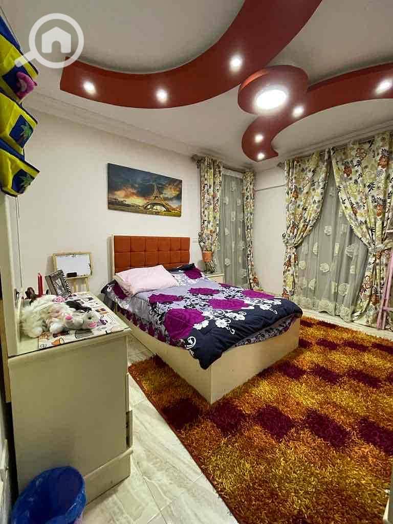 17 086c711d-f1bf-4cbd-b46f-0244a0a62443. jpg