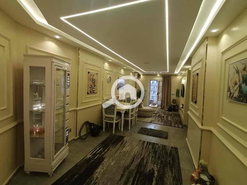 4 615b91d6-62f7-4b02-a5cc-6d8e0500d499. jpg