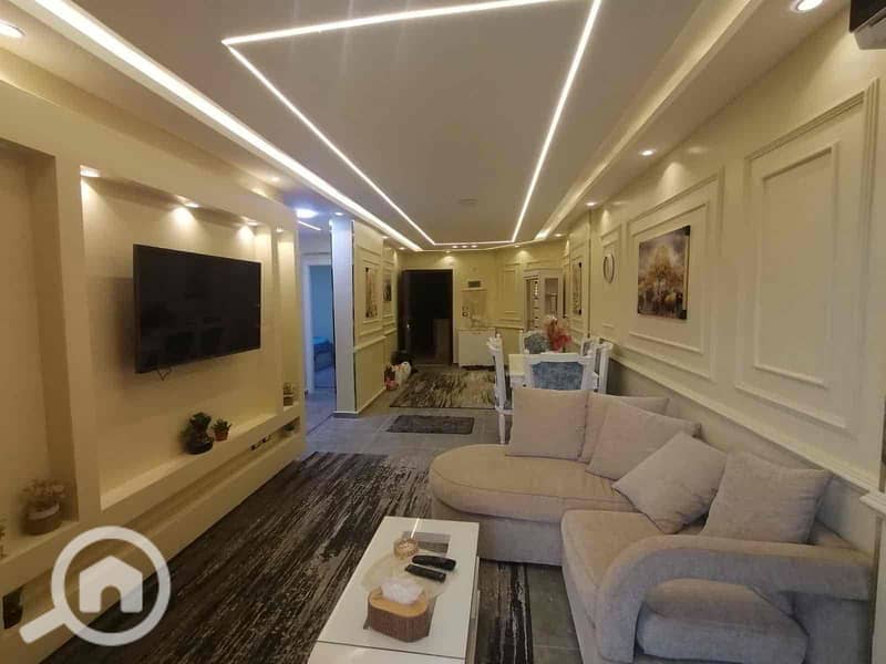 7 87fc503d-0c7d-404b-bb9e-d42c03b379d6. jpg