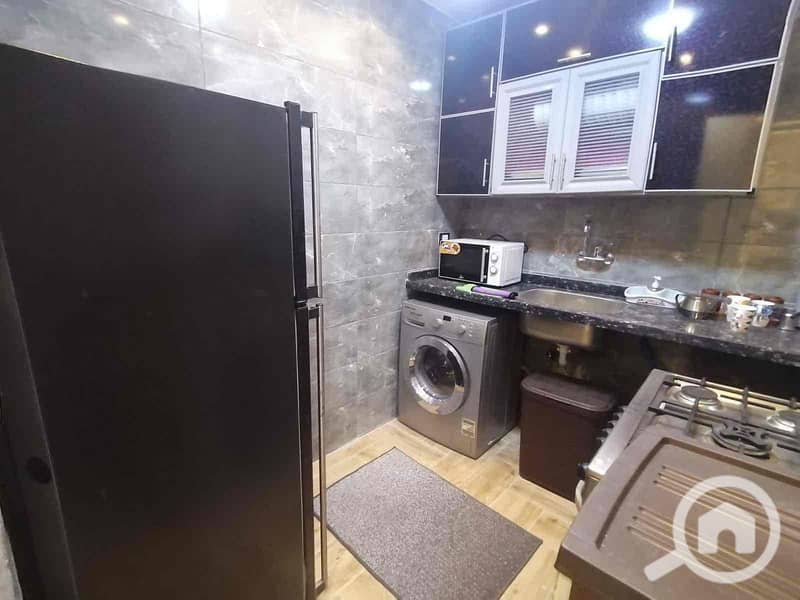 8 e0c61f2d-df13-42d5-bc82-80aa47f03445. jpg