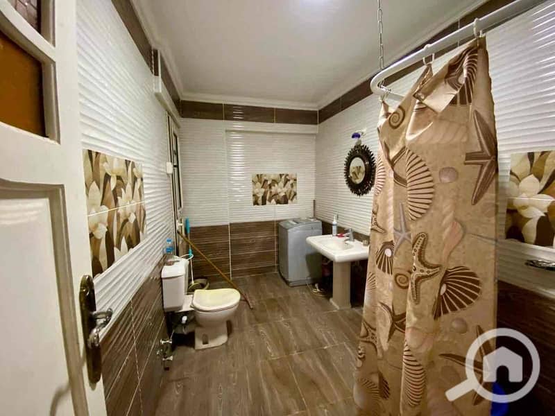 7 5028e282-6702-43ed-9d76-15470370e28c. jpg