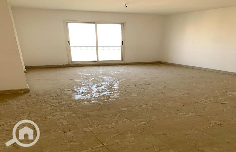 2 814a4d48-2a41-43c7-a11a-4ce7af0cd14c. jpg