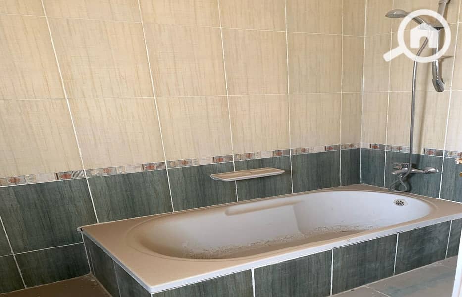 15 dac8efe5-751c-4dd5-a4d2-d8d1531e8543. jpg