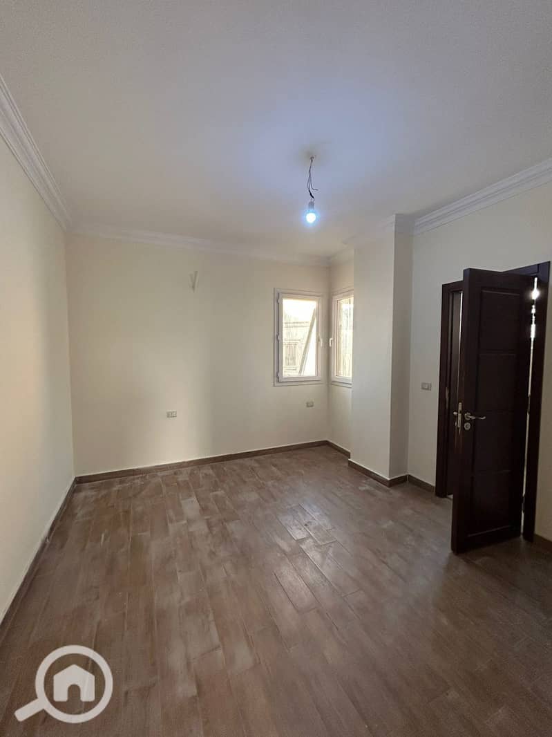 10 WhatsApp Image 2025-12-28 at 09.54. 47. jpeg