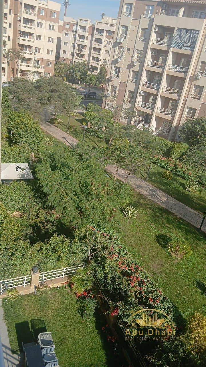 2 bafe351c-1dcd-42a2-ad03-7b126ab19287. jpg