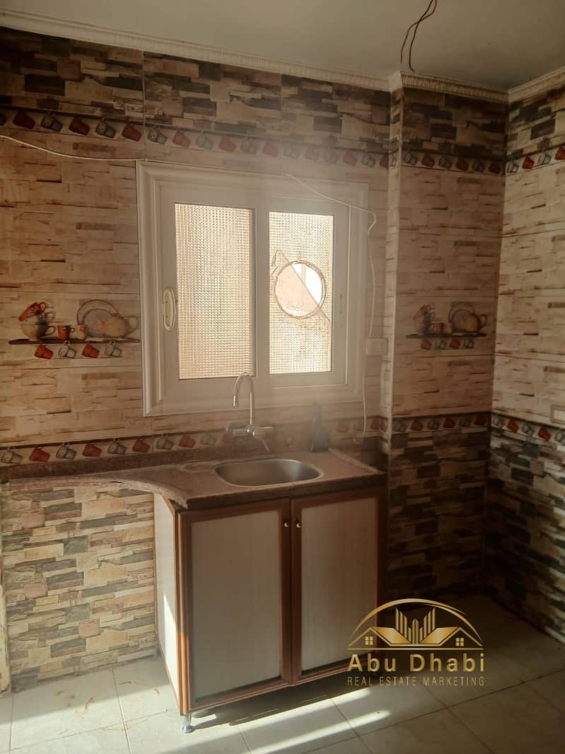 6 6a0fb44c-090a-40f8-b456-4bf484cdb7ed. jpg