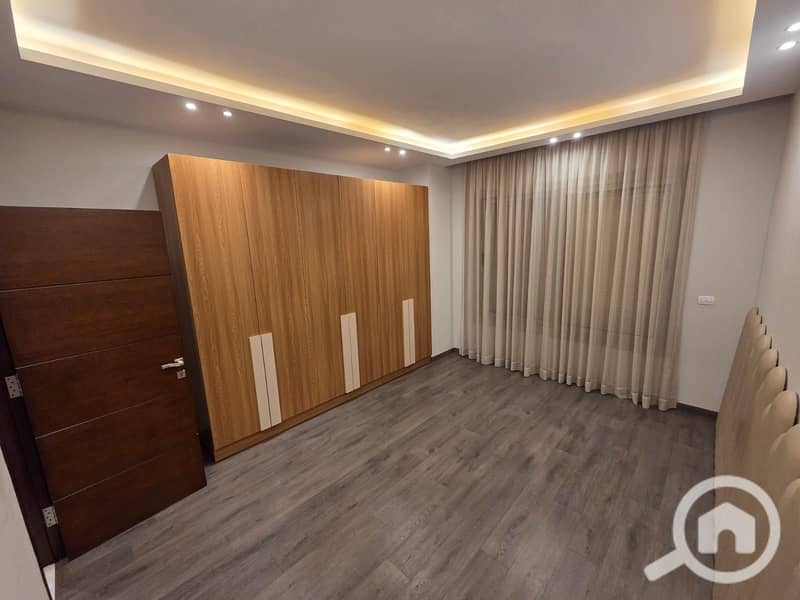 4 WhatsApp Image 2025-12-13 at 1.10. 39 PM (2). jpeg