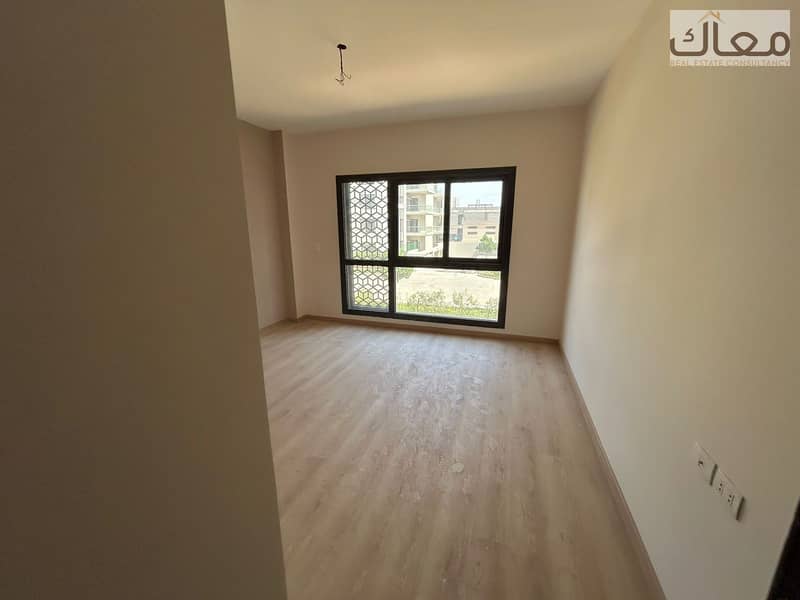 5 WhatsApp Image 2025-12-15 at 12.18. 08 PM (1). jpeg