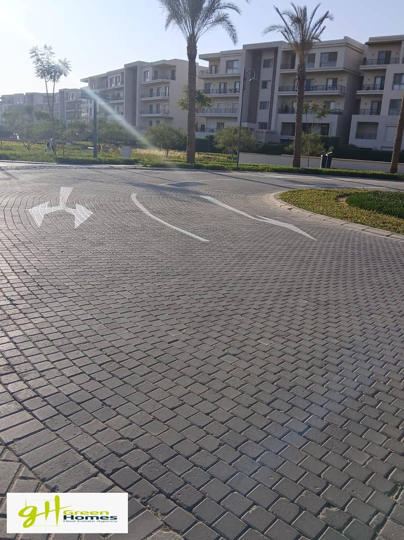 12 WhatsApp Image 2025-10-27 at 13.14. 32. jpeg