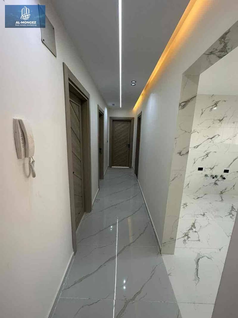 7 c5cc8e2b-bb50-4c3b-b2c5-4d77cfbb5419. jpg