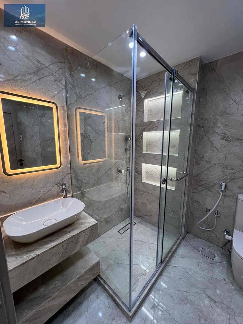 8 d9f88ea0-c461-41d4-b3ff-950dd276dcc9. jpg