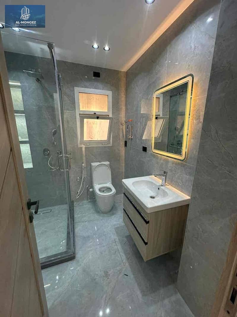 10 a2d1ed2c-36b7-4201-b4e6-52c713e572fc. jpg