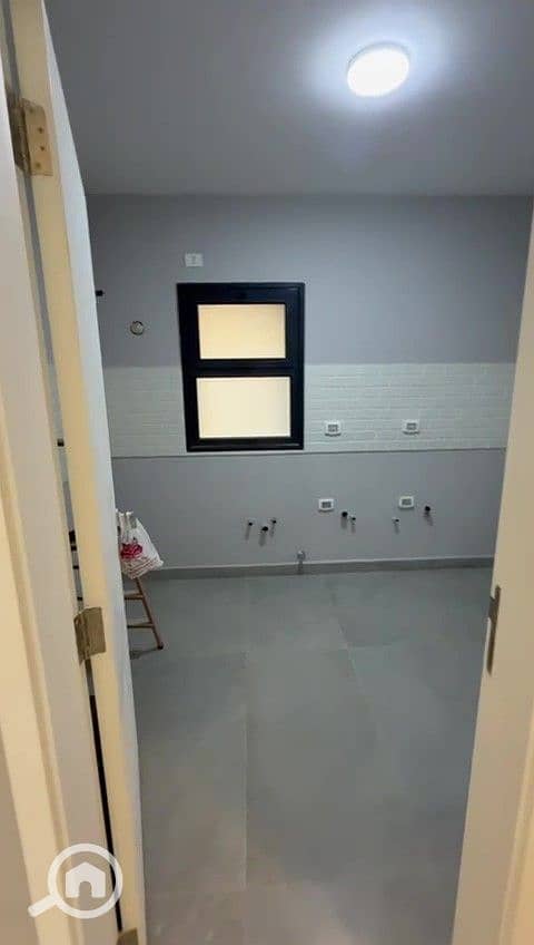 11 WhatsApp Video 2025-12-27 at 7.49. 52 PM - frame at 0m11s. jpg