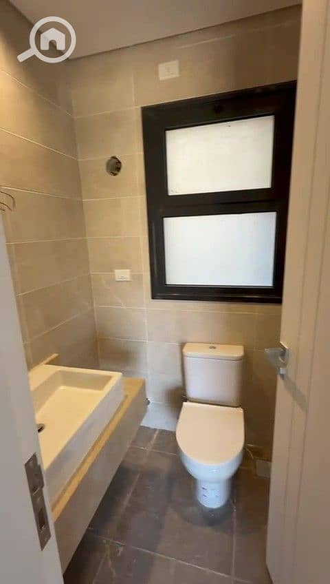 15 WhatsApp Video 2025-12-27 at 7.49. 52 PM - frame at 2m0s. jpg