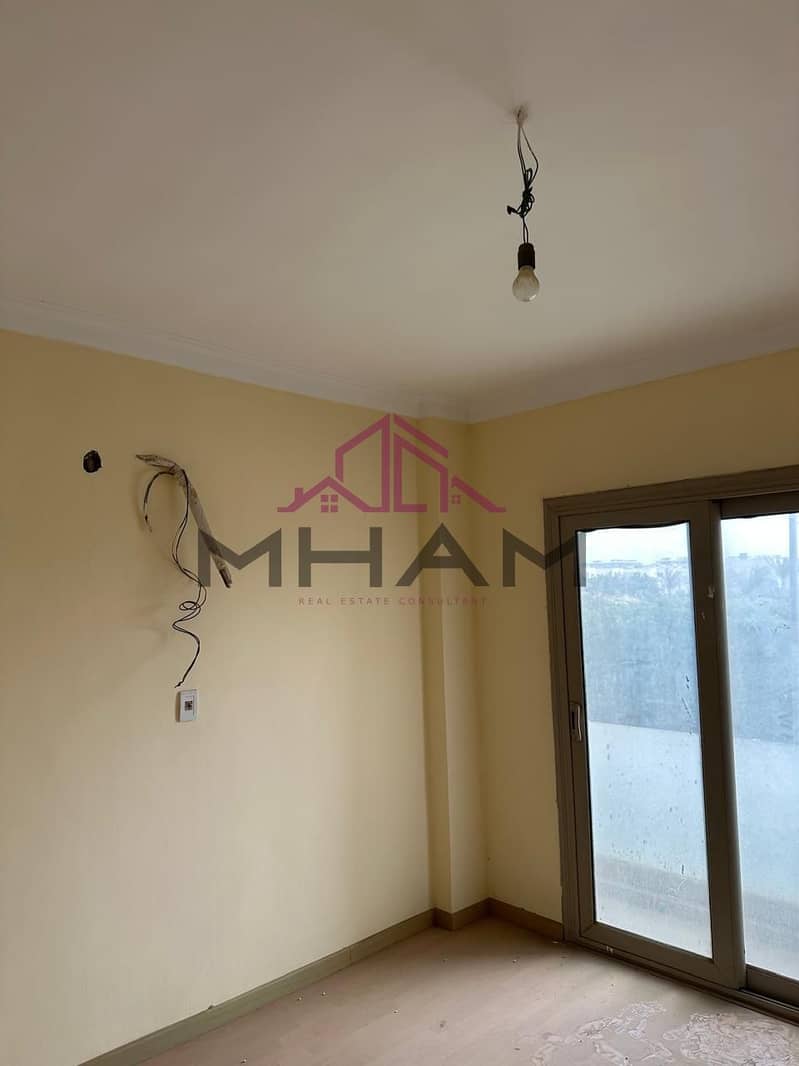 3 photo_5947134253365660799_y. jpg