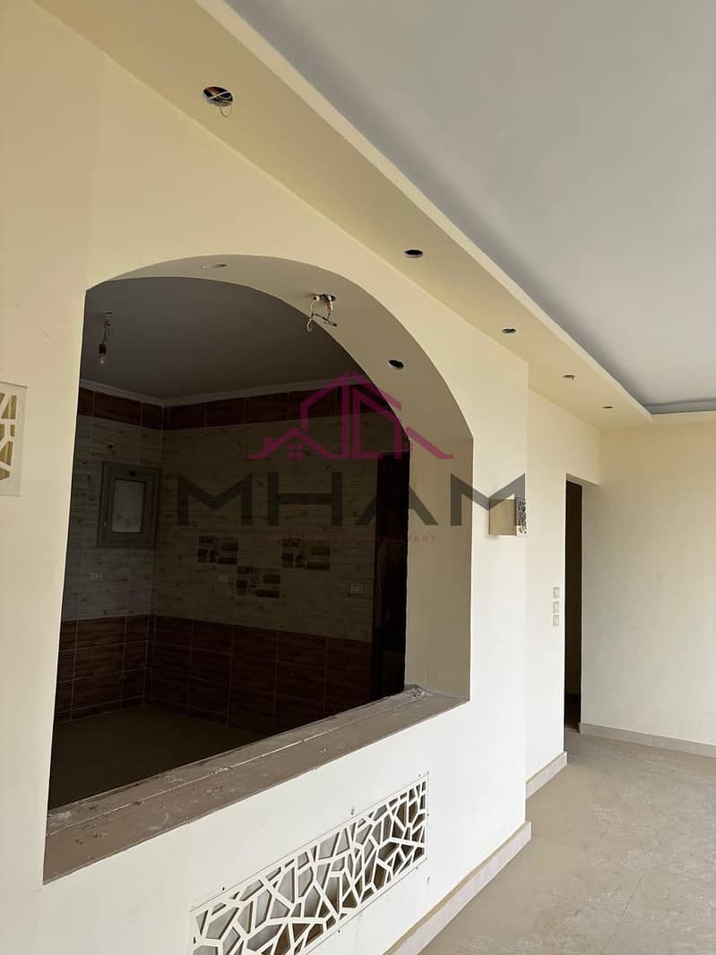 6 photo_5947134253365660797_y. jpg