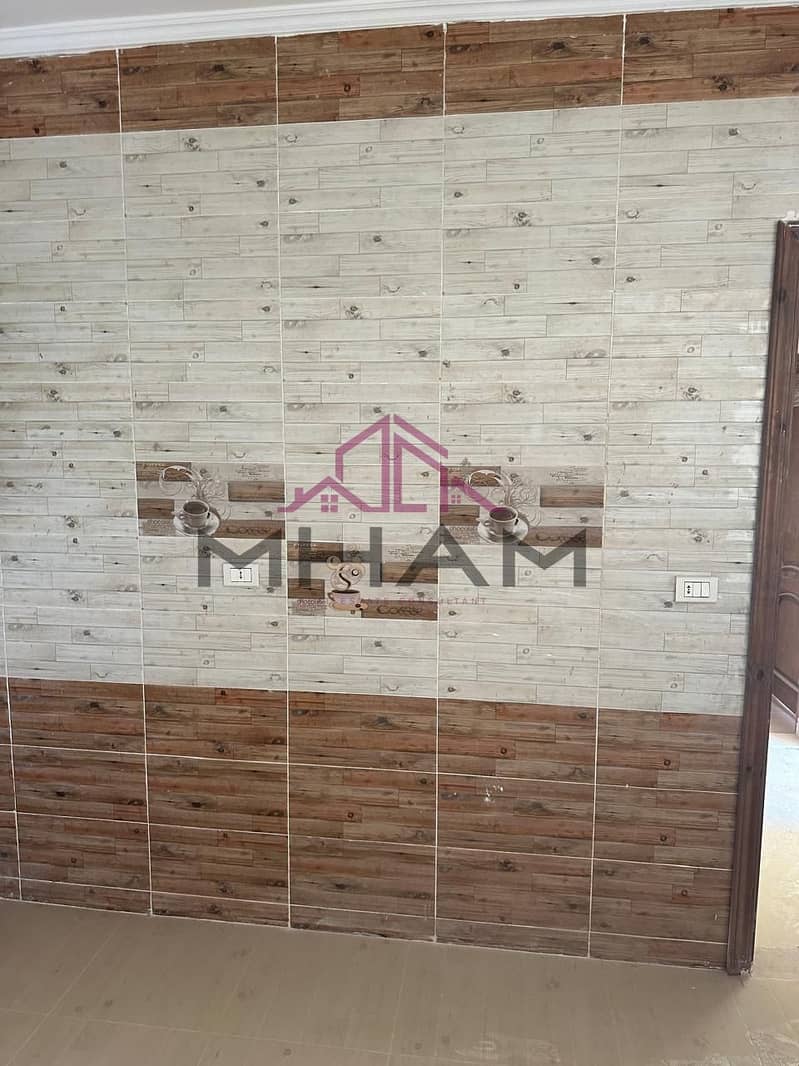 7 photo_5947134253365660798_y. jpg