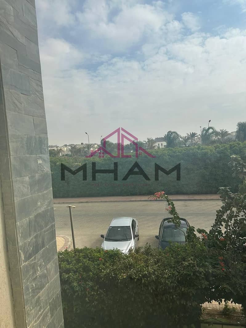 8 photo_5947134253365660800_y. jpg