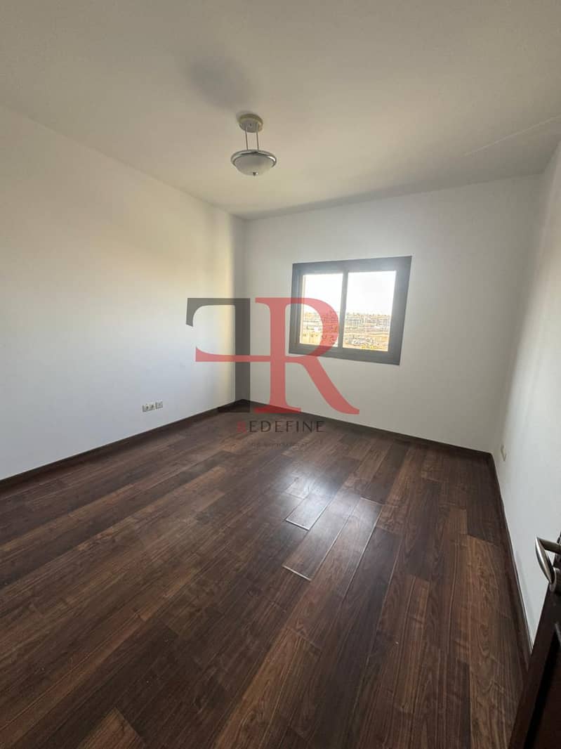 10 WhatsApp Image 2025-12-27 at 1.02. 35 PM (1). jpeg