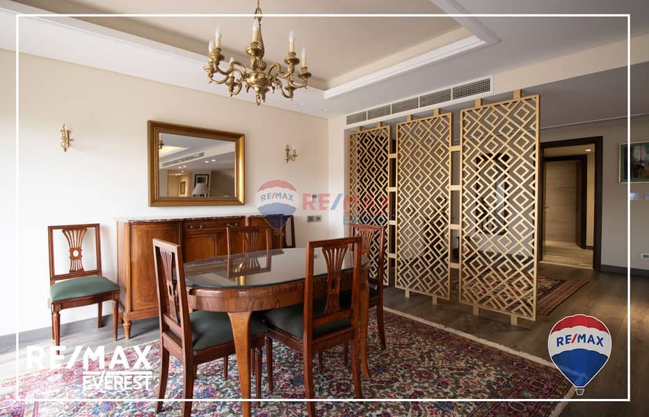 7 8b430b95-ff31-452e-86b9-9df5084b5cce. jpg